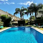 Golf Gardens Luxury Rio Real - Eaw Homes