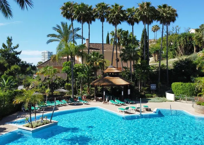 アパート Golf Gardens Luxury Rio Real - Eaw Homes マルベーリャ