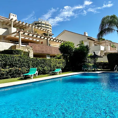 Golf Gardens Luxury Rio Real - Eaw Homes