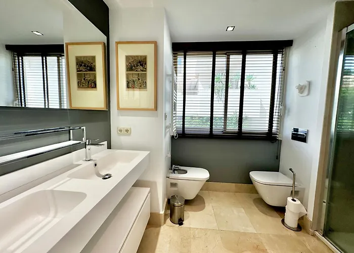Golf Gardens Luxury Rio Real - Eaw Homes